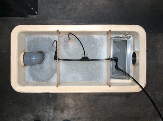 排水設備（グリストラップ、排水管、側溝）